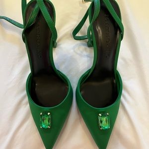 Green Heels, Mateo Inc, 7 1/2